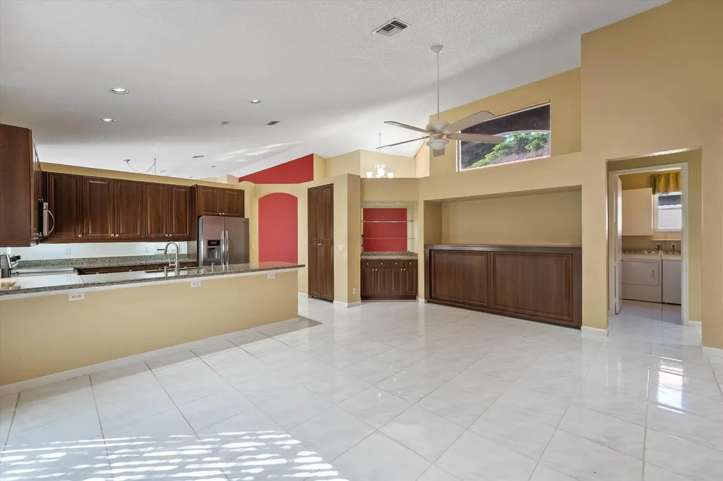 10860 Fairmont Village Drive Lake Worth FL 33449