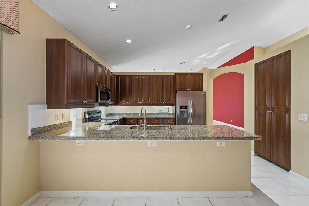 10860 Fairmont Village Drive Lake Worth FL 33449