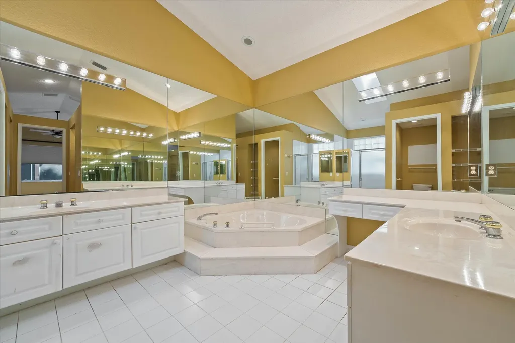 10860 Fairmont Village Drive Lake Worth FL 33449