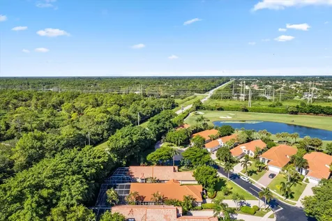 10860 Fairmont Village Drive Lake Worth FL 33449