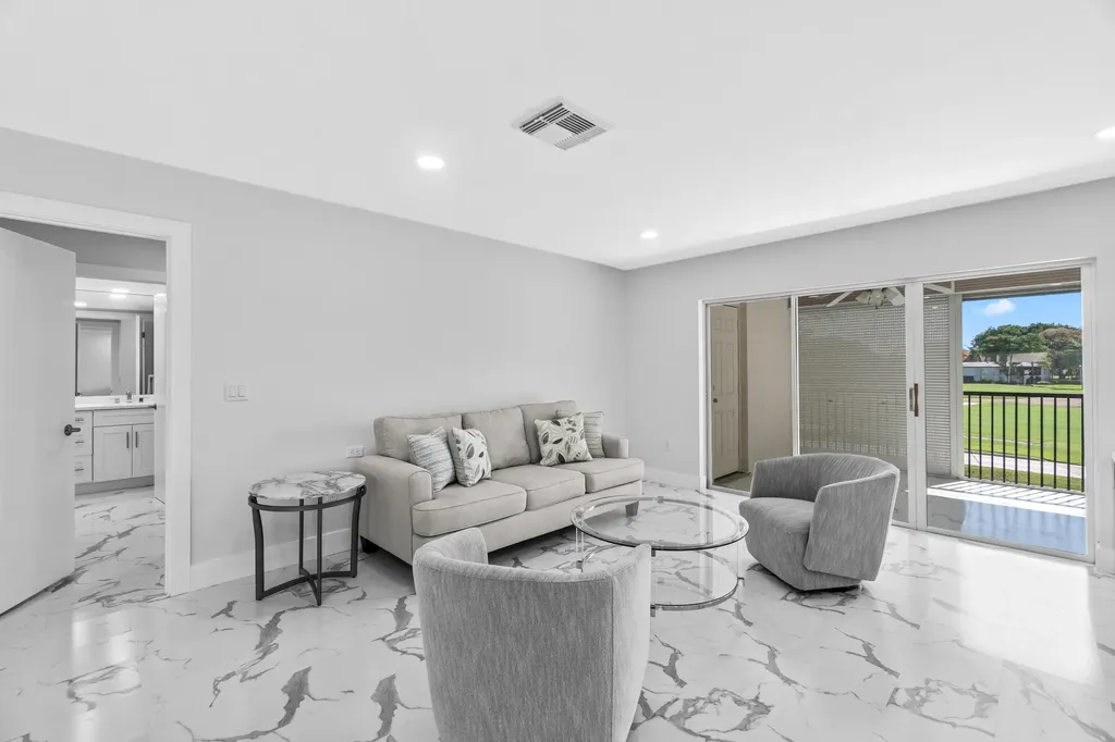6 Stratford Drive E Boynton Beach FL 33436