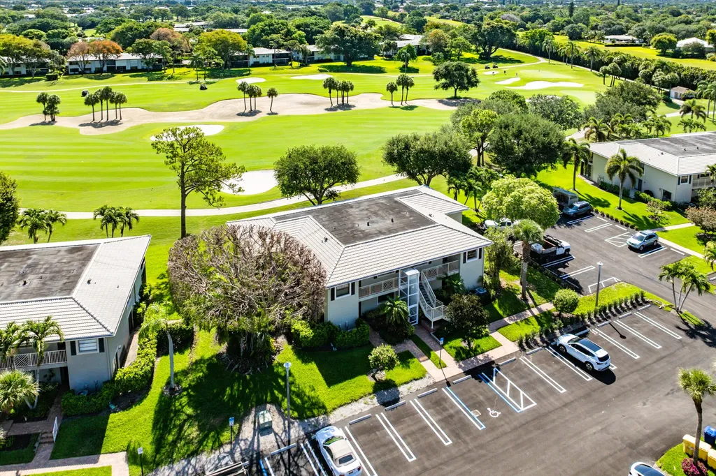 6 Stratford Drive E Boynton Beach FL 33436