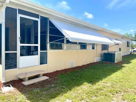 19 Camino Del Rio Port St Lucie FL 34952