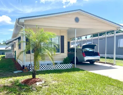 19 Camino Del Rio Port St Lucie FL 34952