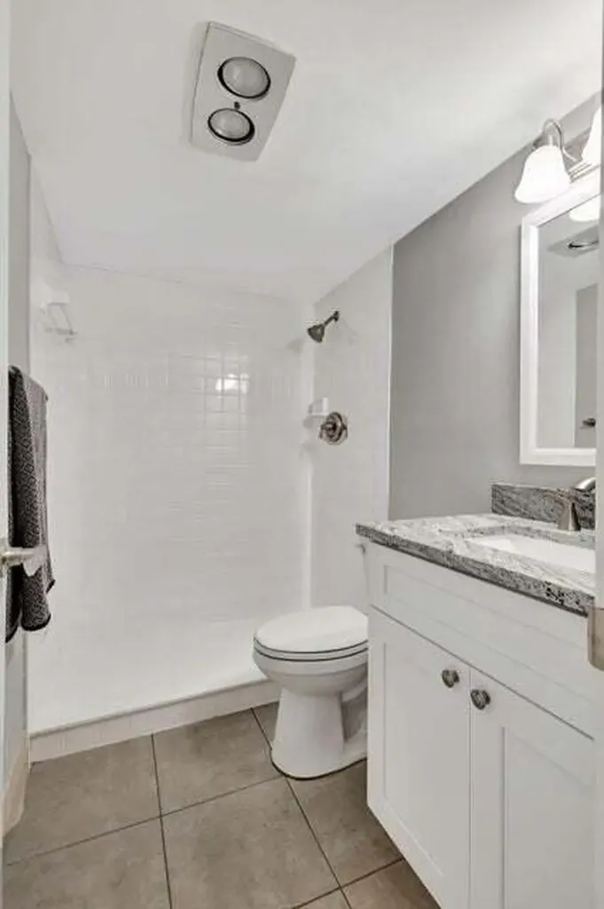 27 Camden B West Palm Beach FL 33417