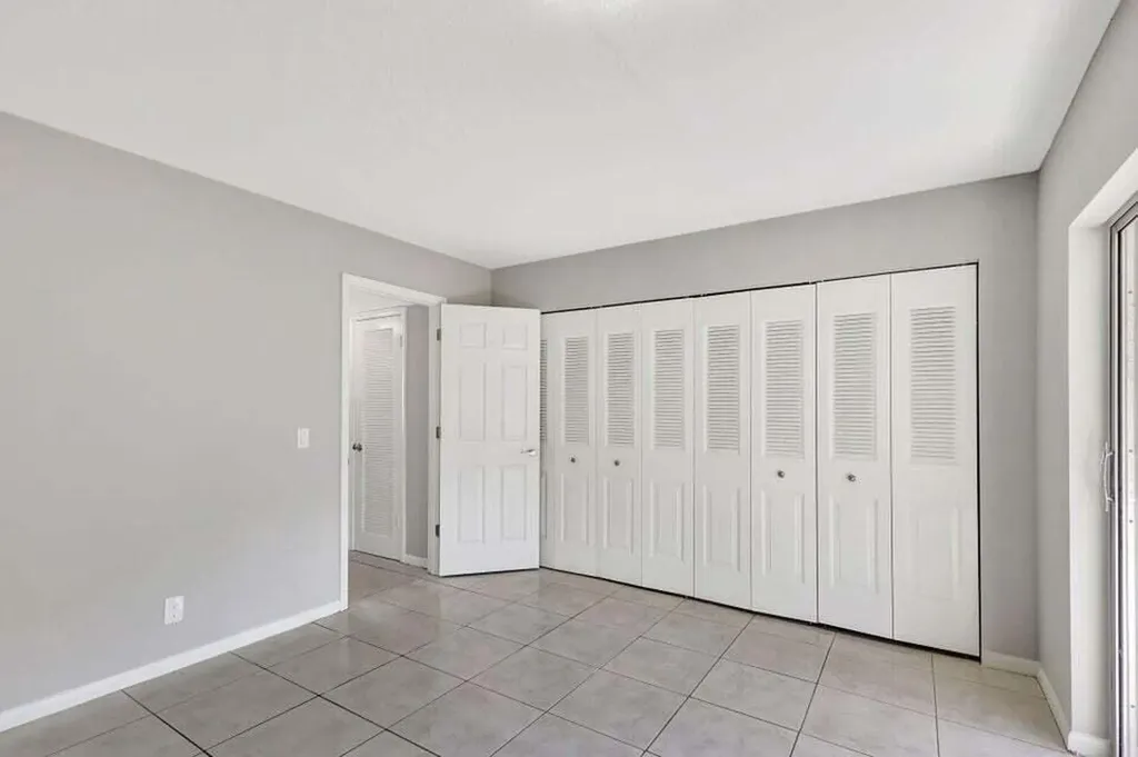 27 Camden B West Palm Beach FL 33417