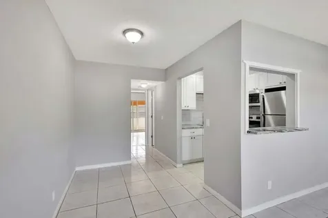 27 Camden B West Palm Beach FL 33417