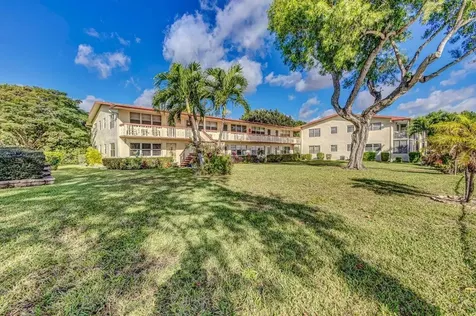 27 Camden B West Palm Beach FL 33417