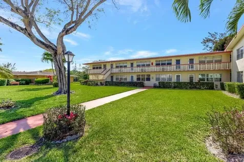 27 Camden B West Palm Beach FL 33417