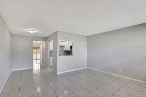 27 Camden B West Palm Beach FL 33417