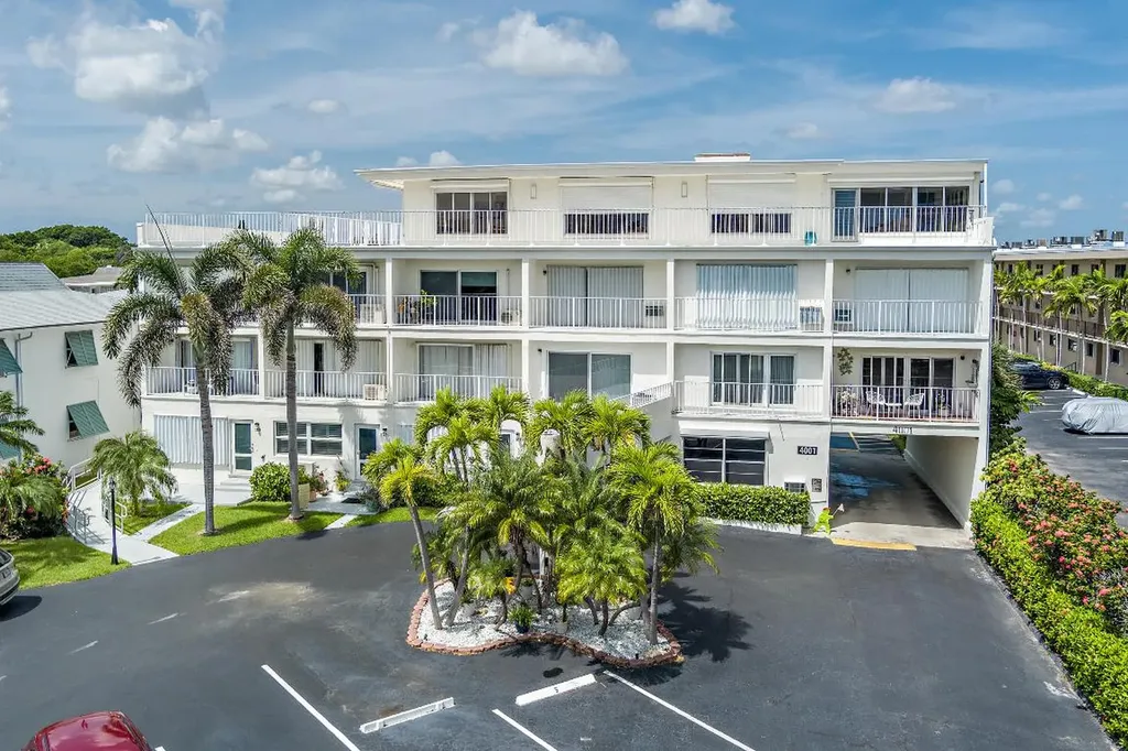 4001 S Ocean Boulevard South Palm Beach FL 33480