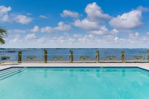 41 SW Seminole Street Stuart FL 34994