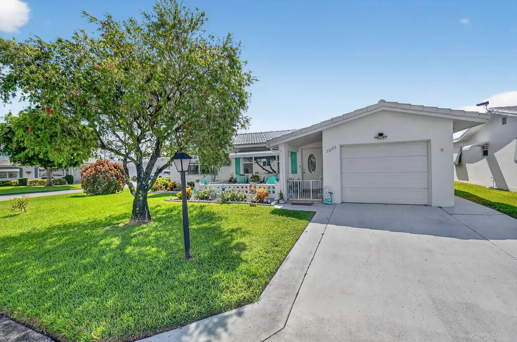 2000 SW 20th Place Boynton Beach FL 33426