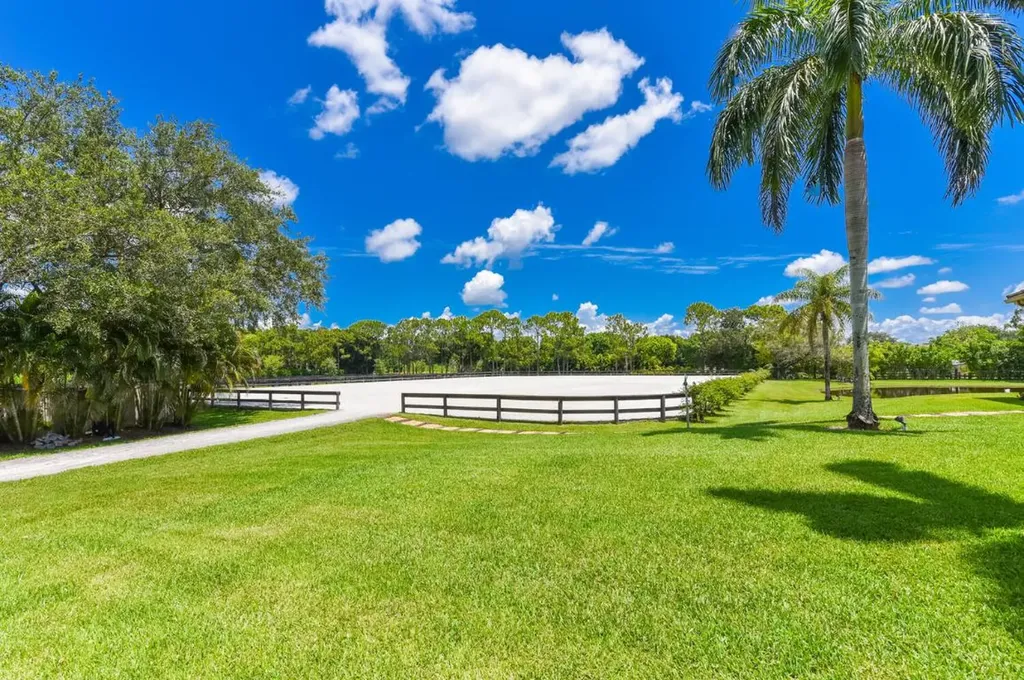 2780 Skipiks Way Wellington FL 33470