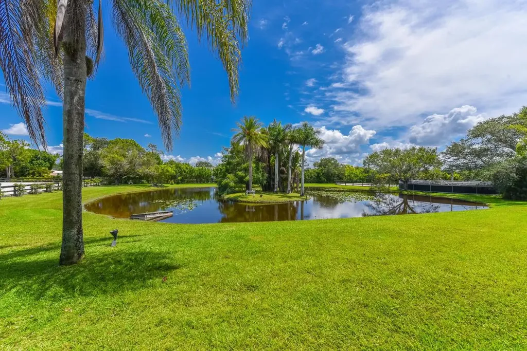 2780 Skipiks Way Wellington FL 33470