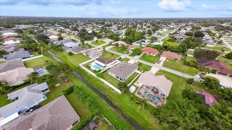 343 SE Fisk Road Port St Lucie FL 34984