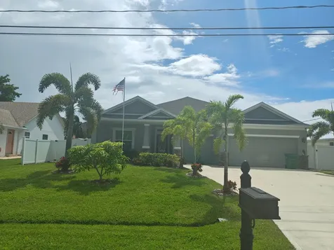 343 SE Fisk Road Port St Lucie FL 34984