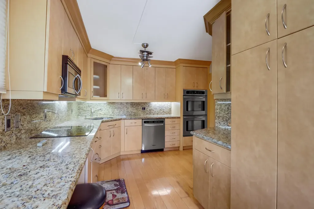 5308 Fountains Drive S Lake Worth FL 33467