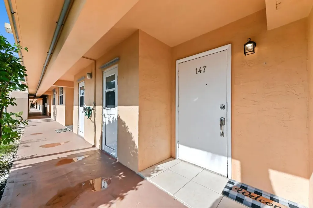 4500 N Federal Highway Lighthouse Point FL 33064
