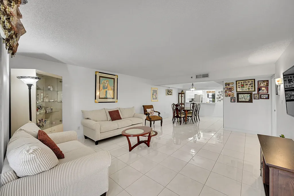 9165 SW 14th Street Boca Raton FL 33428