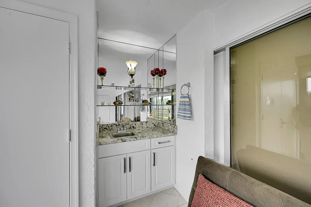 9165 SW 14th Street Boca Raton FL 33428