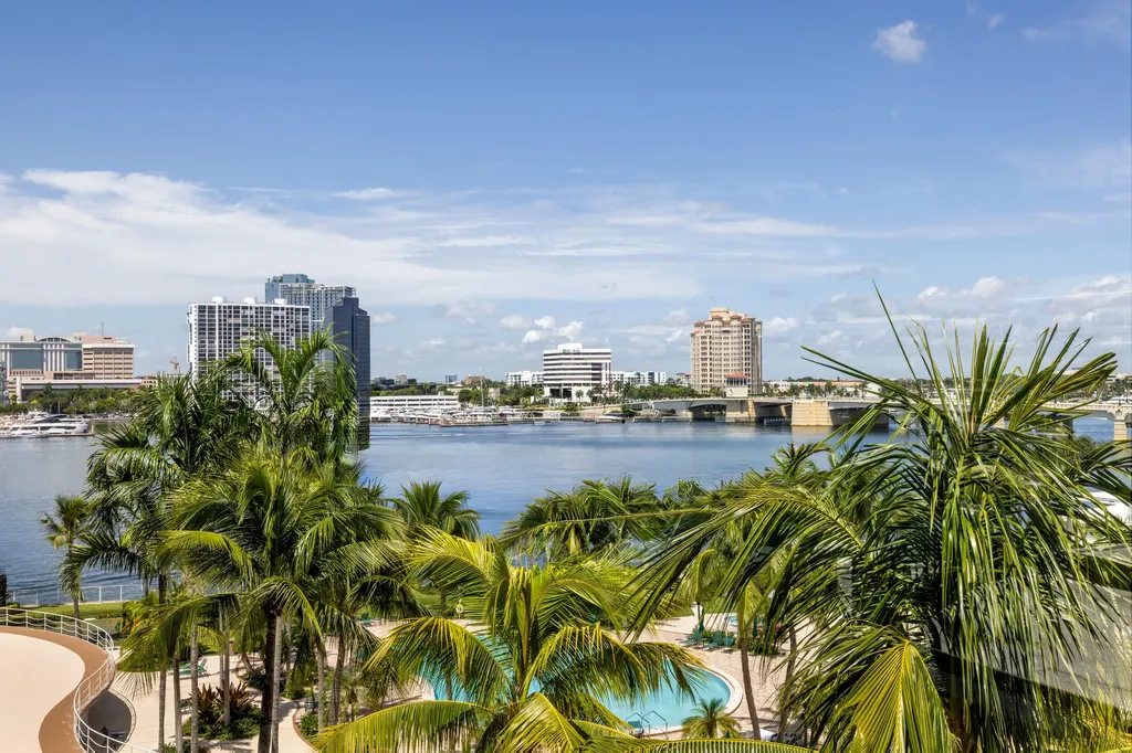 44 Cocoanut Row Palm Beach FL 33480