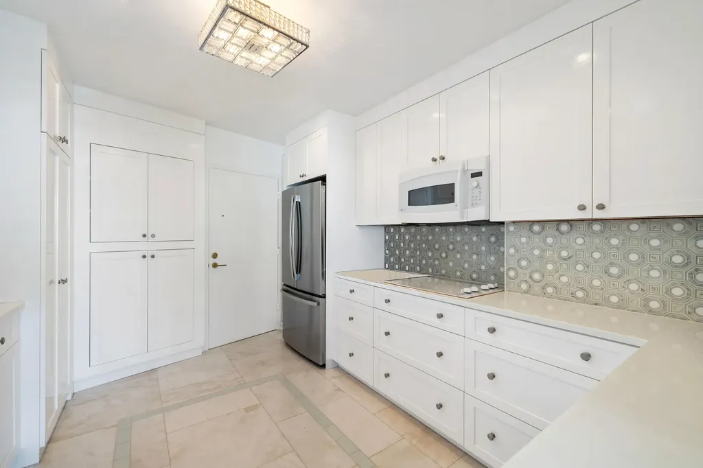 44 Cocoanut Row Palm Beach FL 33480