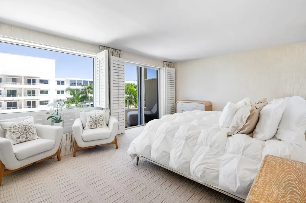 44 Cocoanut Row Palm Beach FL 33480