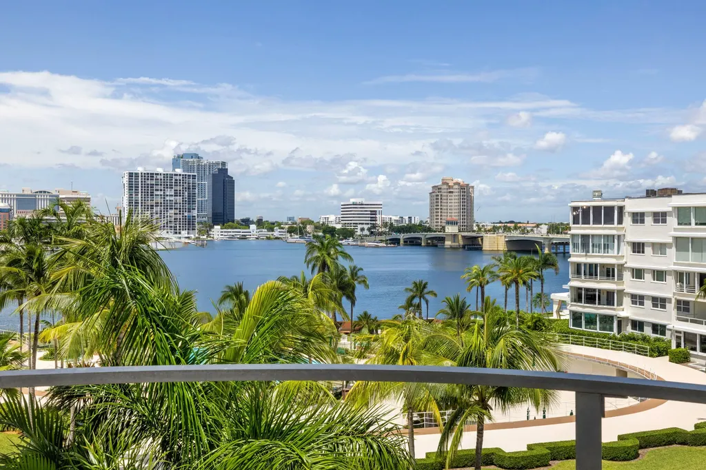 44 Cocoanut Row Palm Beach FL 33480