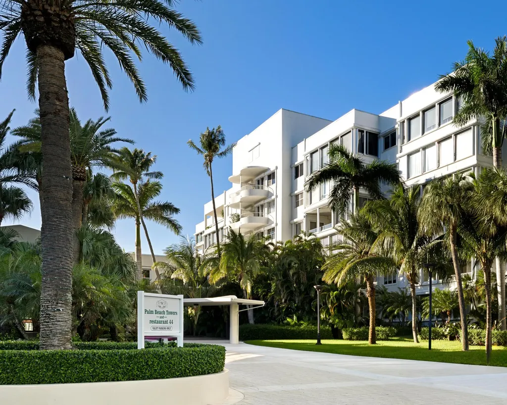 44 Cocoanut Row Palm Beach FL 33480