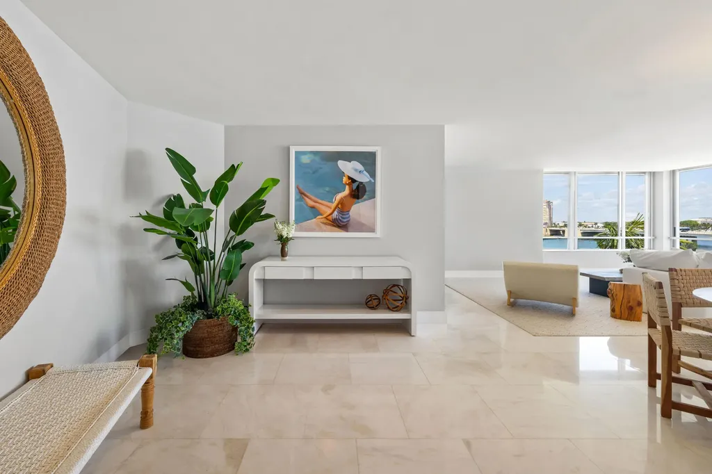 44 Cocoanut Row Palm Beach FL 33480