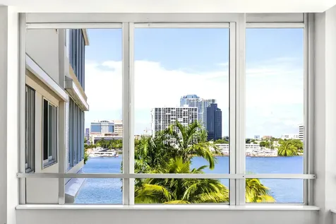 44 Cocoanut Row Palm Beach FL 33480