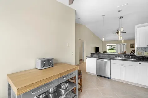 816 Sky Pine Way Greenacres FL 33415