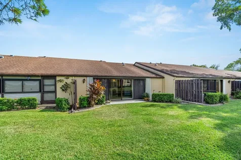 816 Sky Pine Way Greenacres FL 33415