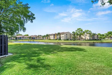 816 Sky Pine Way Greenacres FL 33415