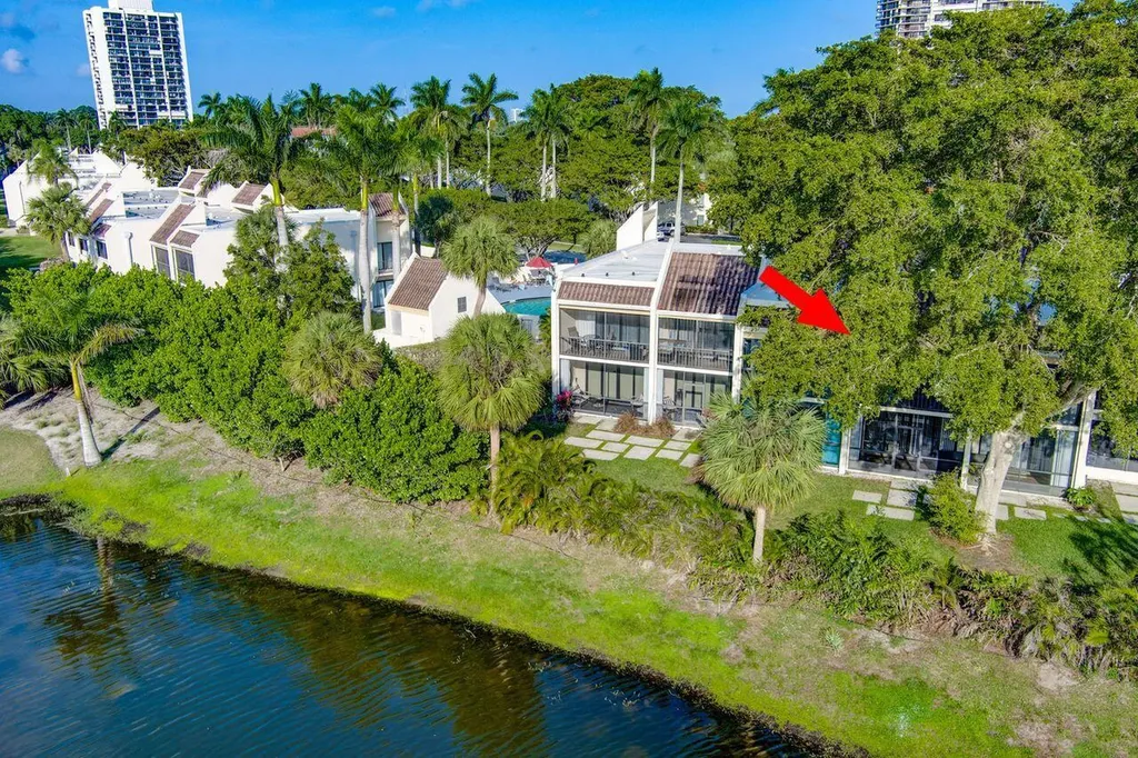 1731 Presidential Way West Palm Beach FL 33401