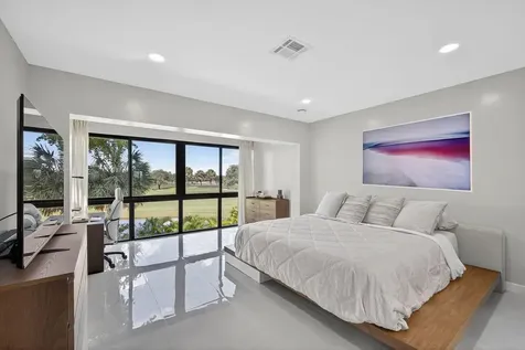 1731 Presidential Way West Palm Beach FL 33401