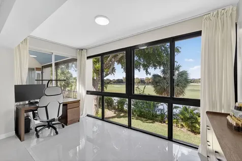 1731 Presidential Way West Palm Beach FL 33401