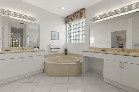 10910 Grande Boulevard W West Palm Beach FL 33412