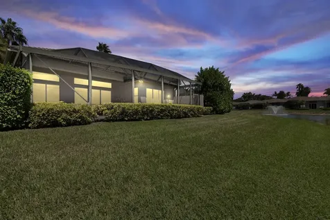 10910 Grande Boulevard W West Palm Beach FL 33412