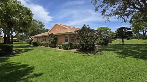 5622 Royal Lake Circle Boynton Beach FL 33437
