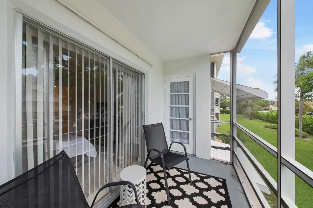 2581 N Garden Drive Lake Worth FL 33461