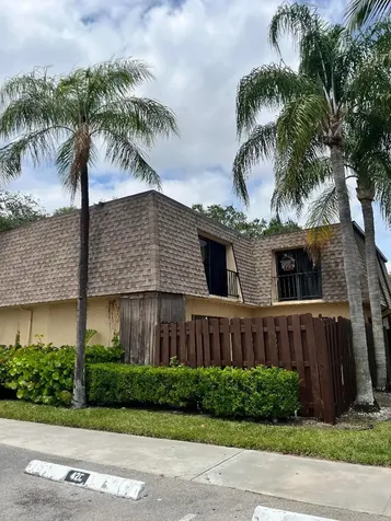 4204 Waterview Circle Palm Springs FL 33461