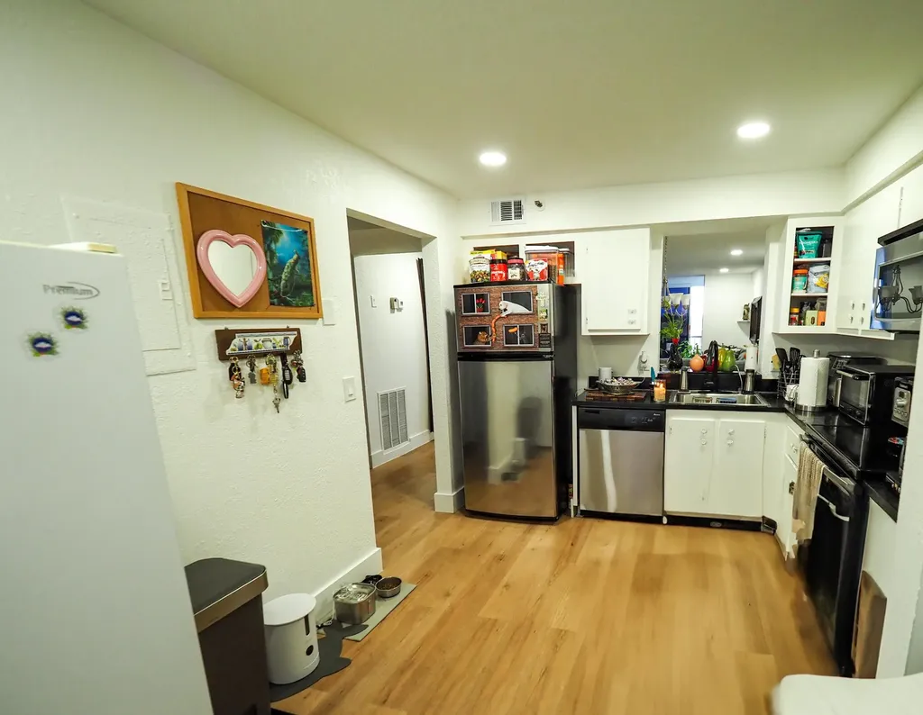 4550 NW 18 Avenue Pompano Beach FL 33064