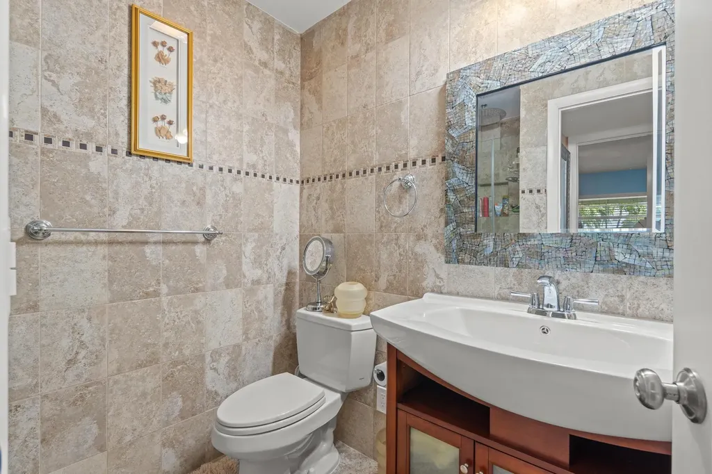 480 Flanders J Delray Beach FL 33484