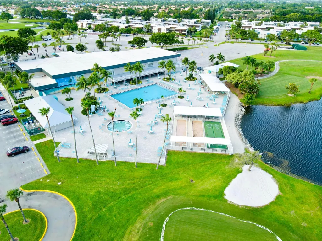 480 Flanders J Delray Beach FL 33484