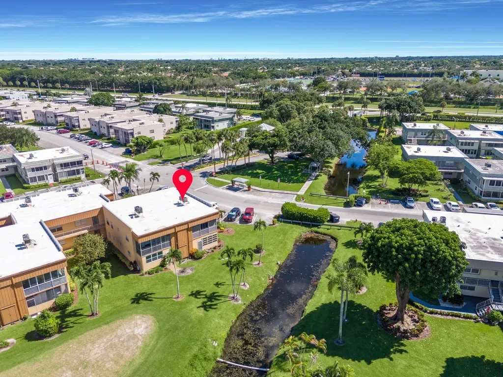 480 Flanders J Delray Beach FL 33484