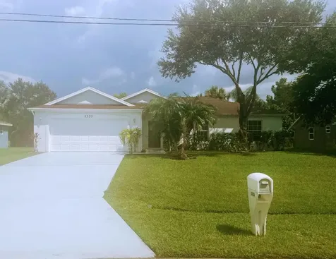 2333 SW Wynnewood Street Port St Lucie FL 34953