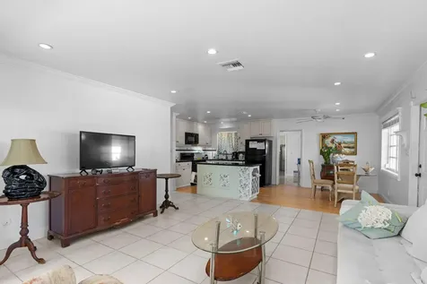 208 34th Street West Palm Beach FL 33407