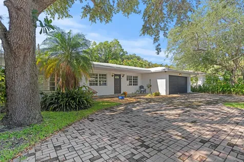 208 34th Street West Palm Beach FL 33407